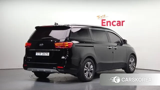 Kia The New Carnival id 3563185 из Кореи 12