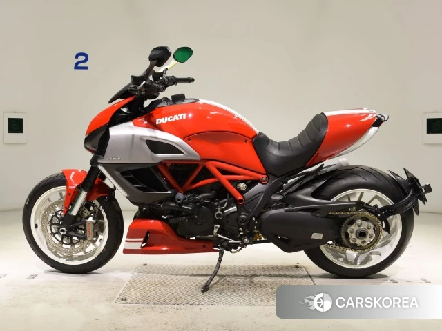 Проданный Ducati DIAVEL 2013 из Японии