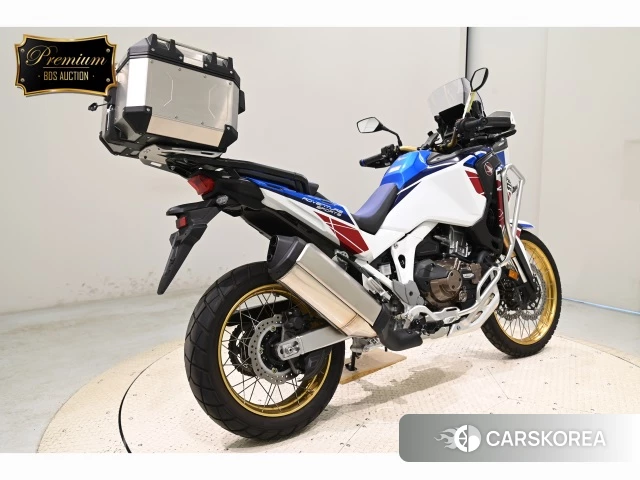 Проданный Honda CRF1100L AFRICA TWIN DCT 2023 из Японии, фото 2