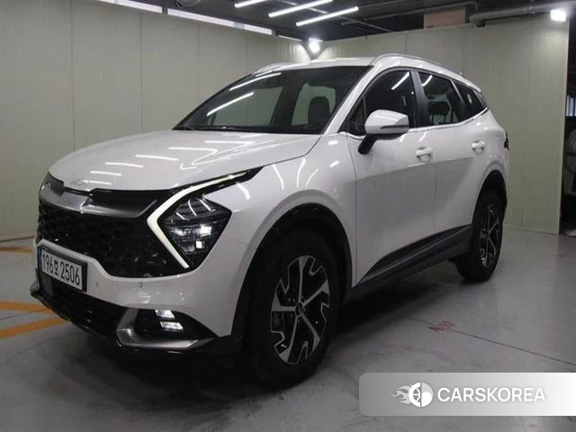 Kia Sportage 5th Generation Hybrid 2023 Белый из Кореи, фото 2