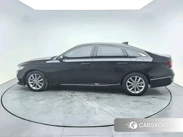 Honda Accord 2021 Черный из Китая, фото 2