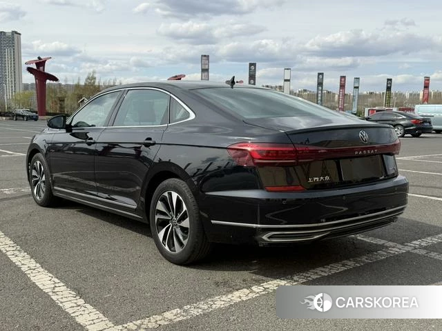 Volkswagen Passat id 4328782 из Китая 12