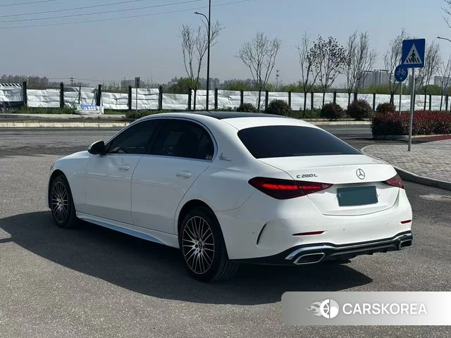 Mercedes-Benz Class C 2024 Белый из Китая, фото 2