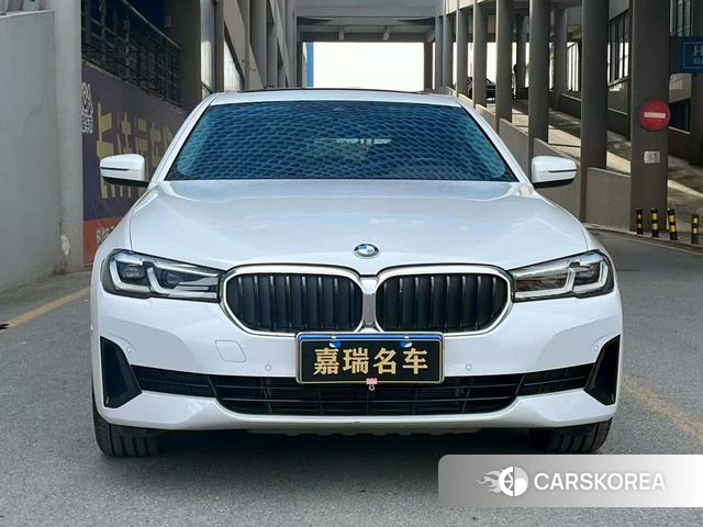 BMW 5 series 2021 Белый из Китая, фото 6