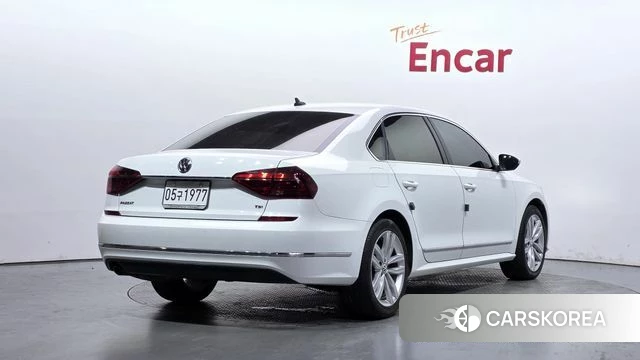 Volkswagen The New Passat id 4536498 из Кореи 12