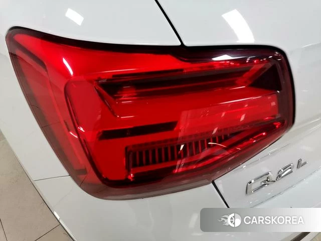 Audi Q2L id 4297789 из Китая 12