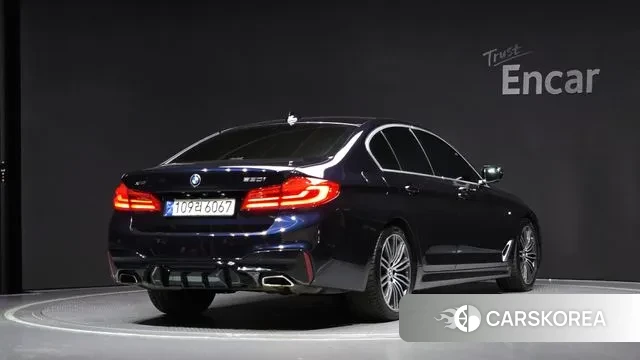 BMW 5 Series (G30) id 2986472 из Кореи 12