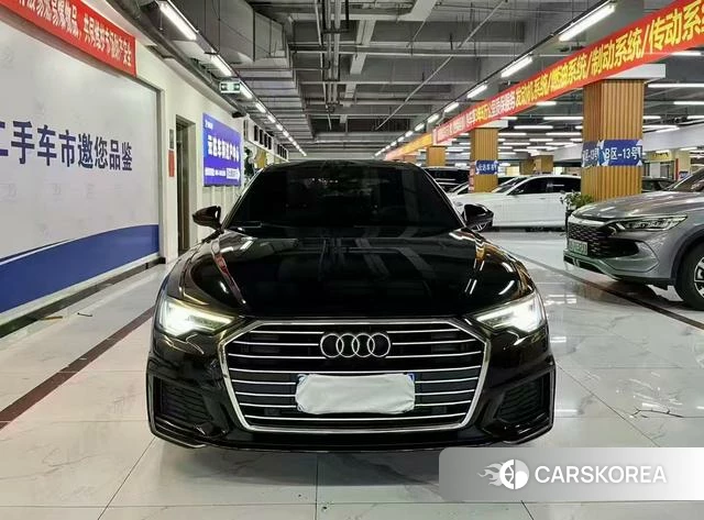 Audi A6L 2021 Черный из Китая, фото 4