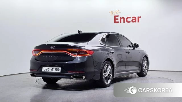 Hyundai Grandeur IG id 3829080 из Кореи 12