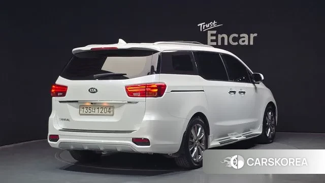 Kia The New Carnival id 3530684 из Кореи 12