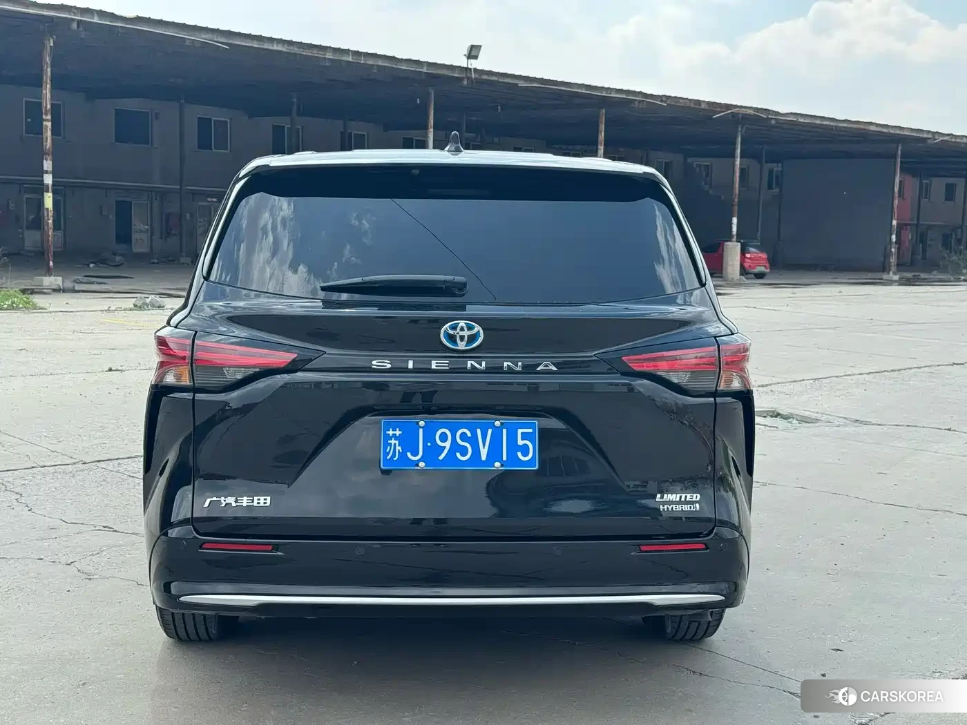 Toyota Sienna 2023 Черный из Китая, фото 2