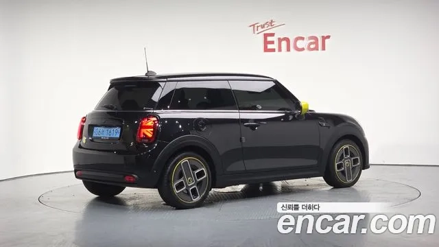 Mini Cooper Electric id 2954592 из Кореи 12