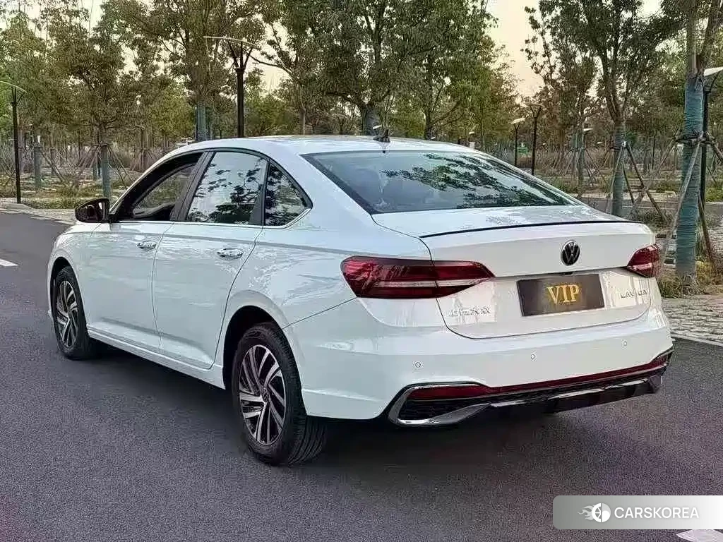 Volkswagen Lavida 2025 Белый из Китая, фото 2
