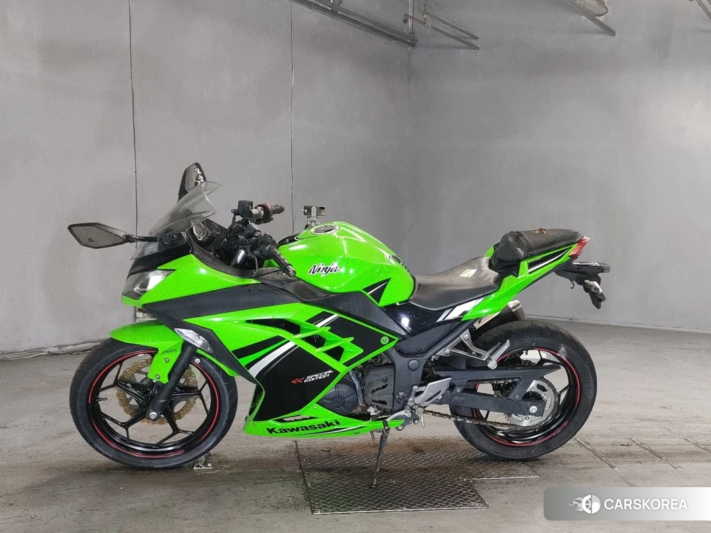 Проданный Kawasaki NINJA 250 2014 из Японии, фото 2