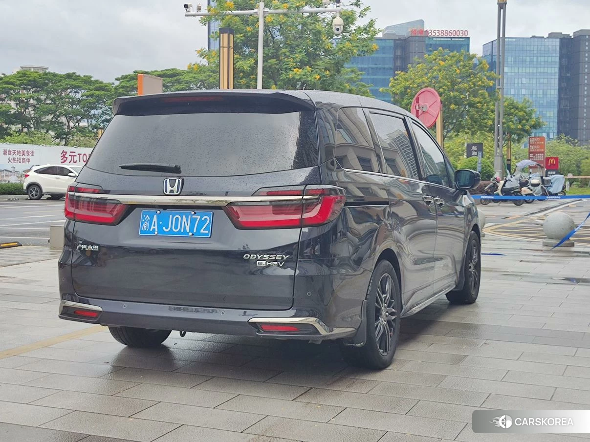Honda Odyssey 2021 Синий из Китая, фото 2