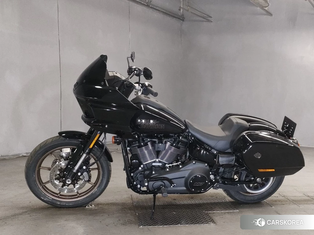 Проданный Harley-Davidson Softail Low Rider ST FXLRST1920 2023 из Японии