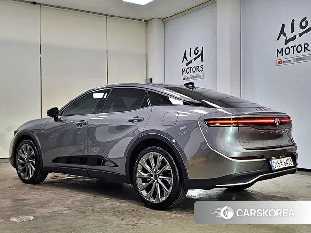 Toyota Crown Crossover id 3471820 из Кореи 12