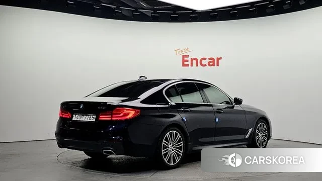 BMW 5 Series (G30) id 3672158 из Кореи 12