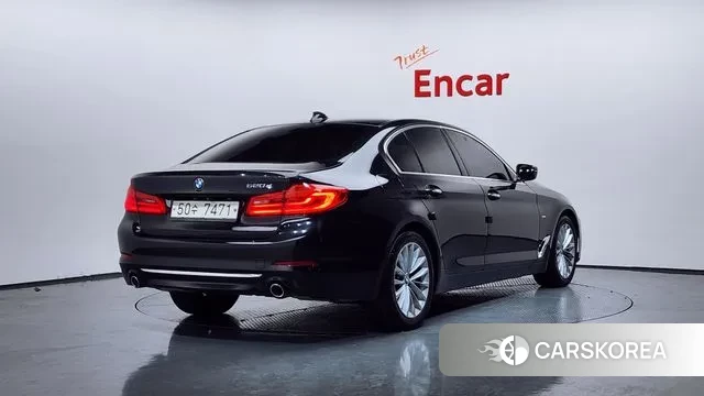 BMW 5 Series (G30) id 3403284 из Кореи 12