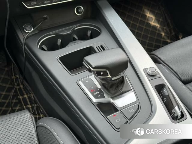 Audi A4L 2022 Белый из Китая, фото 5