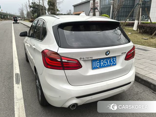 BMW 2 series station wagon 2019 Белый из Китая, фото 2
