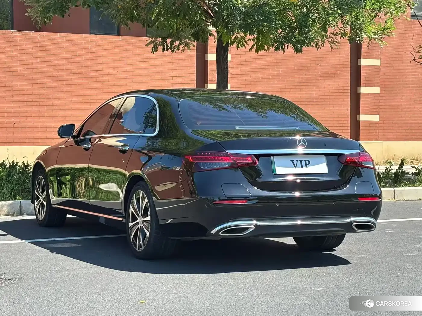 Mercedes-Benz E-class New Energy 2022 Черный из Китая, фото 2