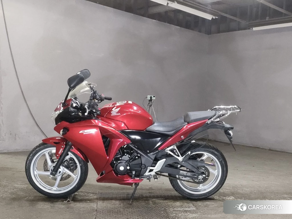 Проданный Honda CBR250R 2011 из Японии, фото 2