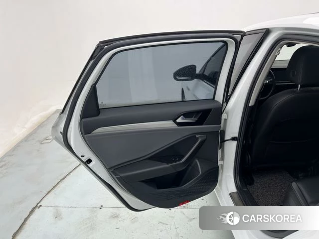 Volkswagen Sagitar id 4353737 из Китая 12
