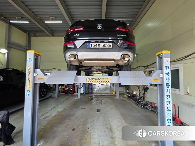 BMW X4 (G02) 2025 Черный из Кореи, фото 2