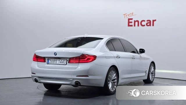 BMW 5 Series (G30) id 3834933 из Кореи 12