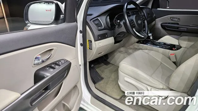 Kia The New Carnival id 2611161 из Кореи 12