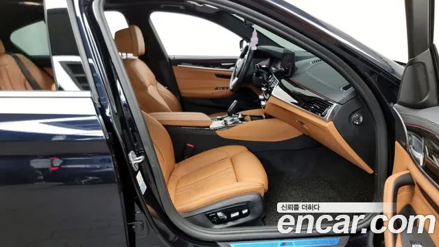 BMW 5 Series (G30) id 2682903 из Кореи 12