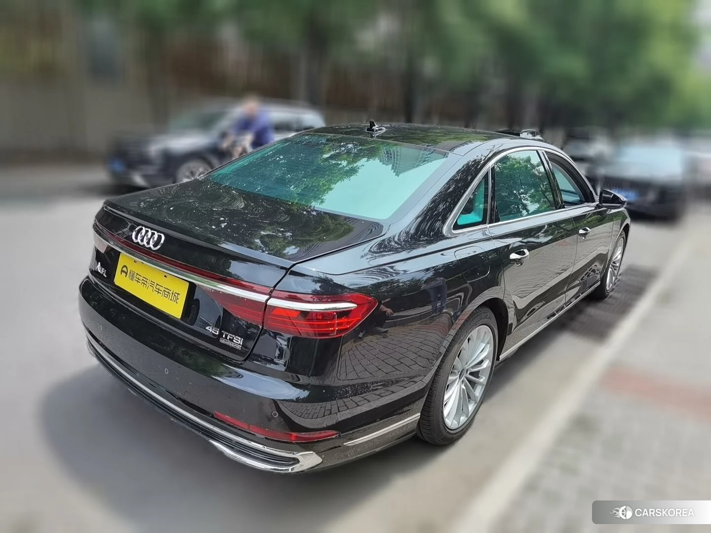 Audi A8 2024 Черный из Китая, фото 2