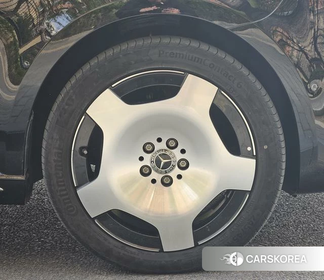 Mercedes-Benz V-class id 4297373 из Китая 12