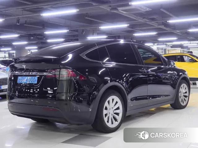 Tesla Model X id 2980878 из Кореи 9