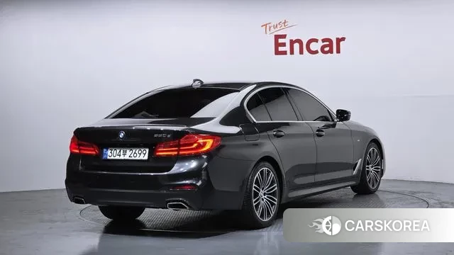 BMW 5 Series (G30) id 3741808 из Кореи 12