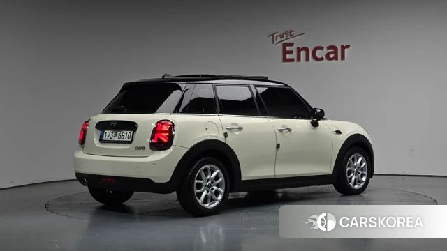 Mini Cooper id 4350493 из Кореи 12