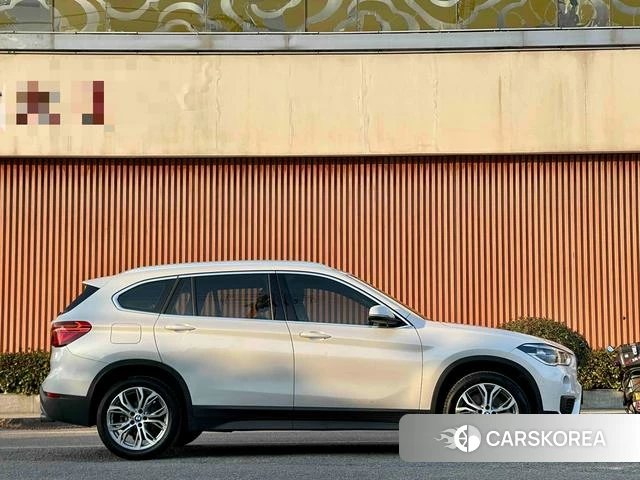 BMW X1 id 4241183 из Китая 12