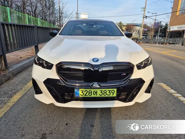 BMW i5 (G60) 2025 Белый из Кореи, фото 2