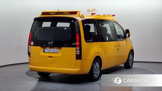 Hyundai Staria id 2300227 из Кореи 12