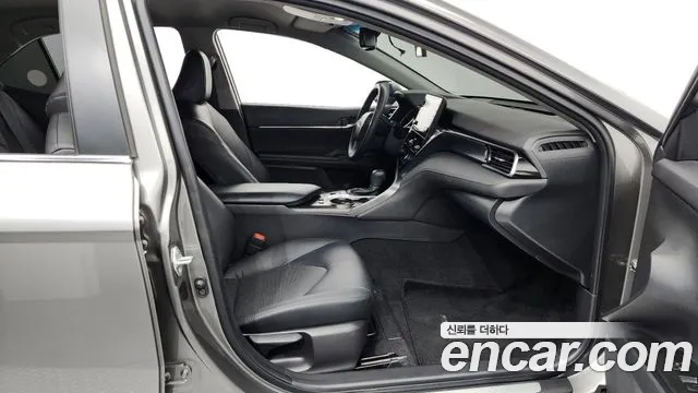 Toyota Camry (XV70) id 2660691 из Кореи 12