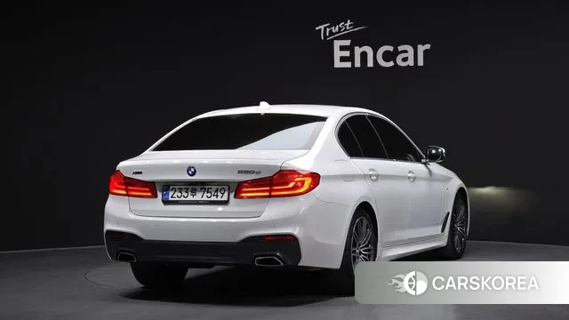BMW 5 Series (G30) id 3552401 из Кореи 12