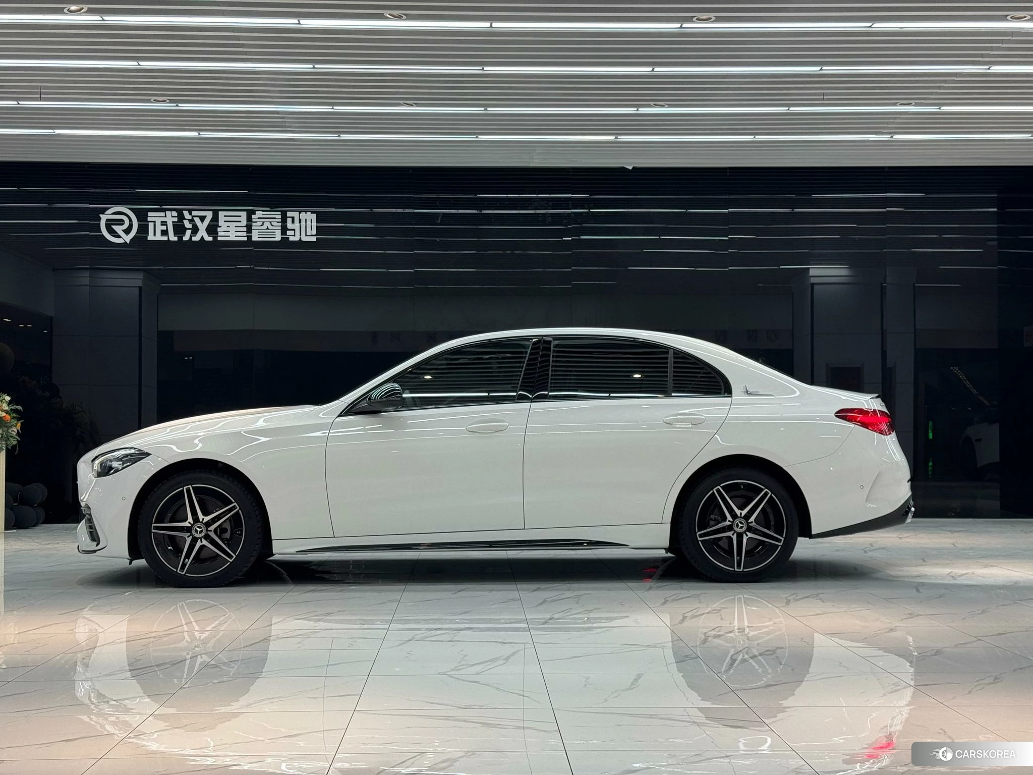 Mercedes-Benz Class C 2024 Белый из Китая, фото 6