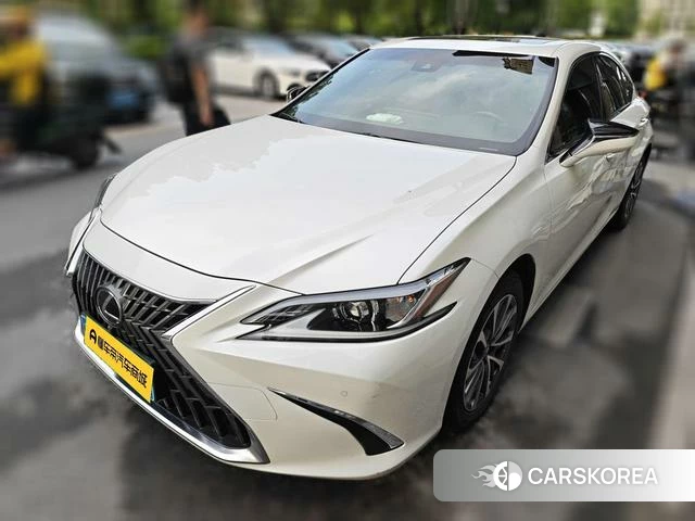 Lexus ES 2022 Белый из Китая, фото 2