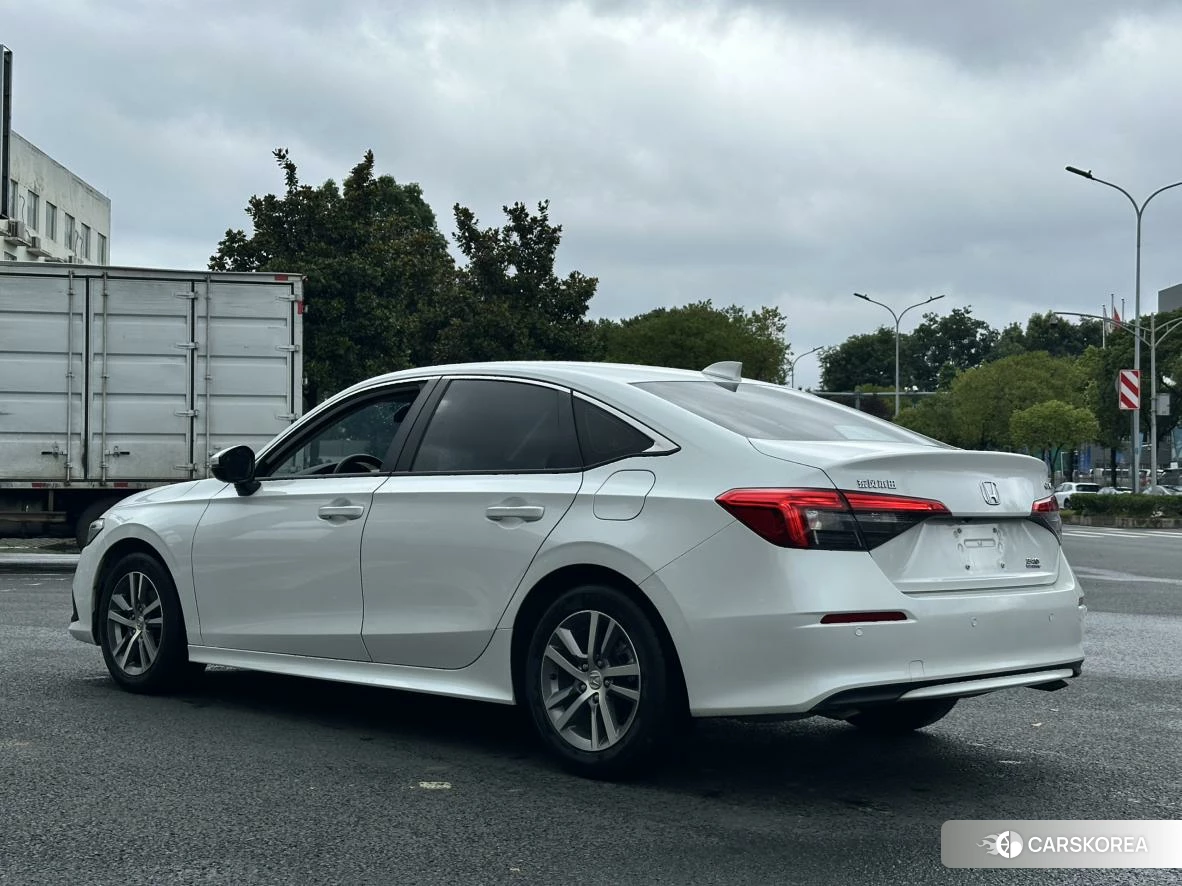 Honda Civic 2021 Белый из Китая, фото 2