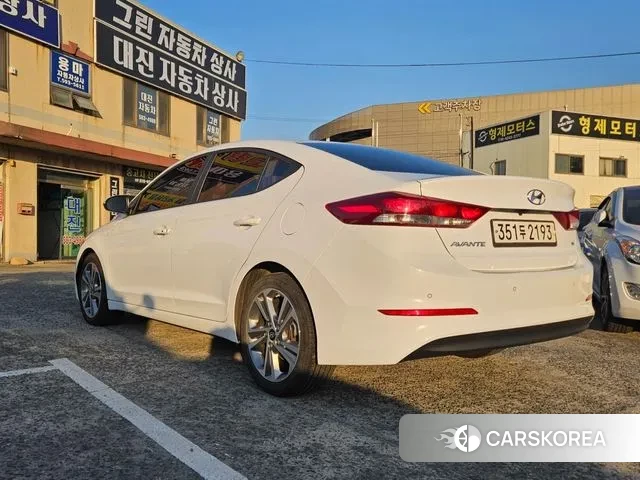 Hyundai Avante AD id 3399240 из Кореи 12