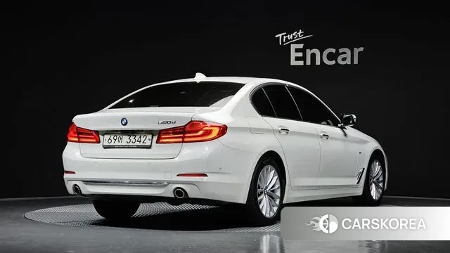 BMW 5 Series (G30) id 3029375 из Кореи 12