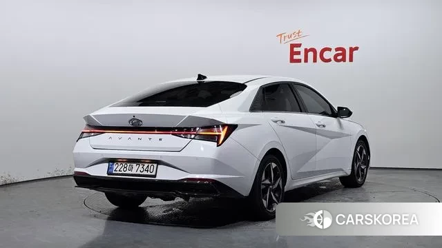 Hyundai Avante Hybrid (CN7) id 2895845 из Кореи 12