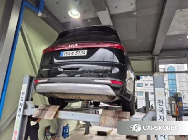 Kia Carnival 4th generation 2022 Черный из Кореи, фото 2