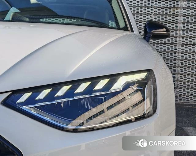 Audi A4L id 4277814 из Китая 8